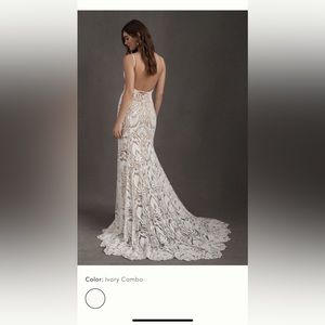 Willowby by Watters Bonnie Plunge-Neckline Lace Fit & Flare Wedding Gown